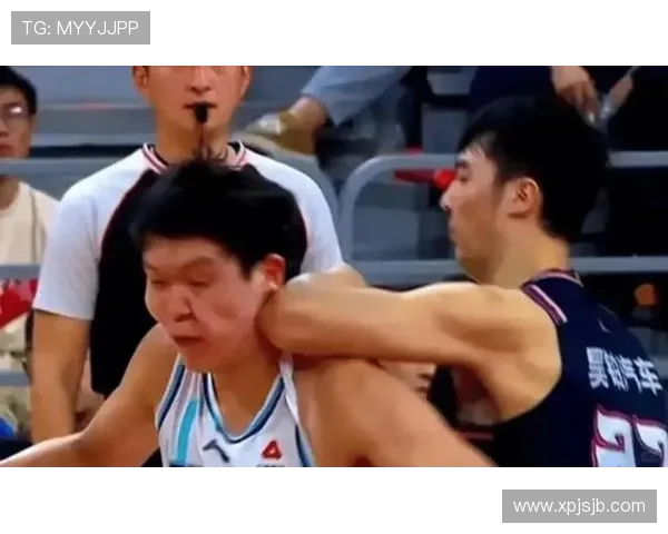 杨瀚森六分钟哑火遭隔扣再遇冷